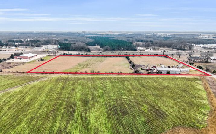 Pictures of Retail, Industrial, Special Purpose property located at 5599 North Frontage Road, Columbus, MS 39701 for sales - image #1
