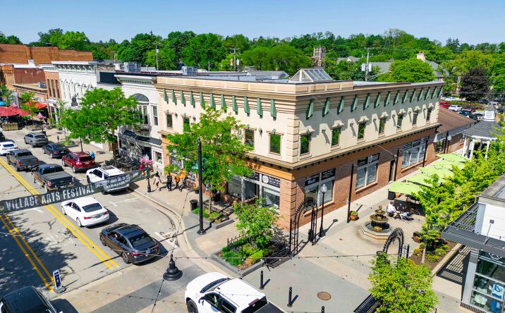 Pictures of Retail, Office property located at 400 North Main Street, Milford, MI 48381 for sales - image #1