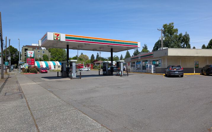 Pictures of Retail property located at 9200 35th Avenue Southwest, Seattle, WA 98126 for sales - image #1