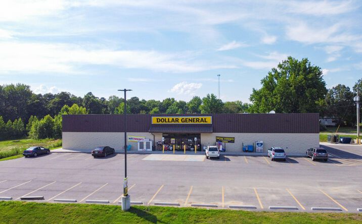Pictures of Retail property located at 7728 Lockwood Dr, Houston, TX 77016 for sales - image #1
