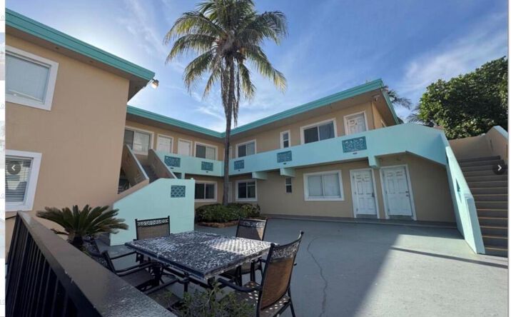 Pictures of Multifamily, Industrial property located at 323 Monroe Street # 6 #1-6, Hollywood, FL 33019 for sales - image #1