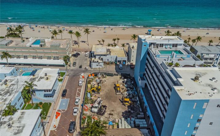 Pictures of Land property located at 300 Van Buren St, Hollywood, FL 33019 for sales - image #1