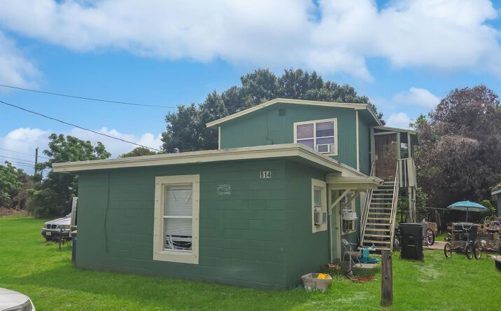 Pictures of Multifamily property located at 914 N 13th N Street, Fort Pierce, FL 34950 for sales - image #1
