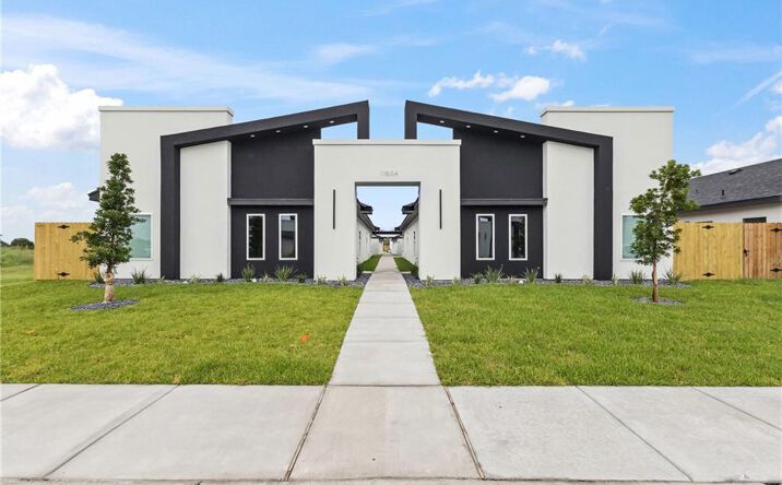 Pictures of Multifamily property located at 11504 N 25th Street, McAllen, TX 78504 for sales - image #1
