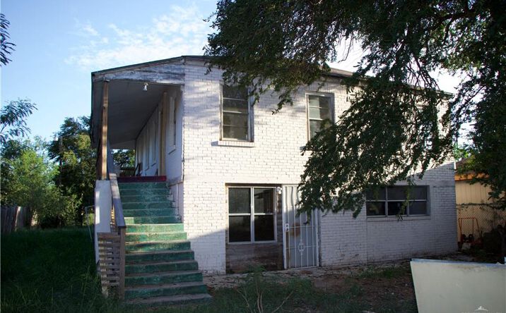 Pictures of Multifamily property located at 126 E Juarez Avenue, Pharr, TX 78577 for sales - image #1