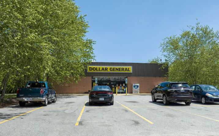 Pictures of Retail property located at 1412 N RD ST, ELIZABETH CITY, NC 27909-3242 for sales - image #1
