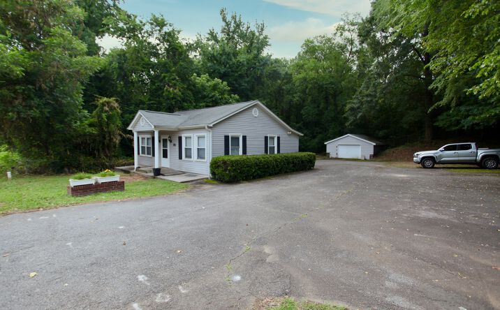 381 MCGILL AVE NW, CONCORD