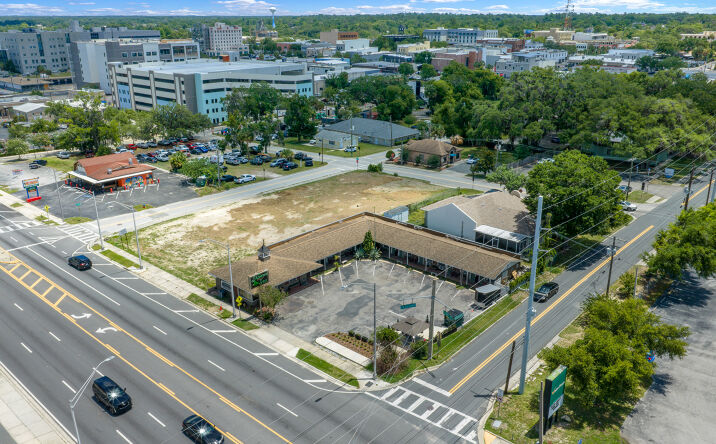 Pictures of Hospitality, Multifamily, Senior Living property located at 215 South Pine Ave, Ocala, FL 34471 for sales - image #1