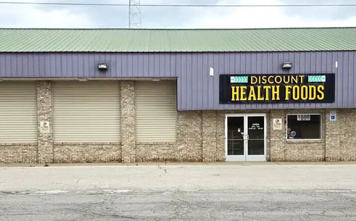 Pictures of Retail, Office, Mixed Use property located at 1006 W Ohio St, Bay City, MI 48706 for sales - image #1