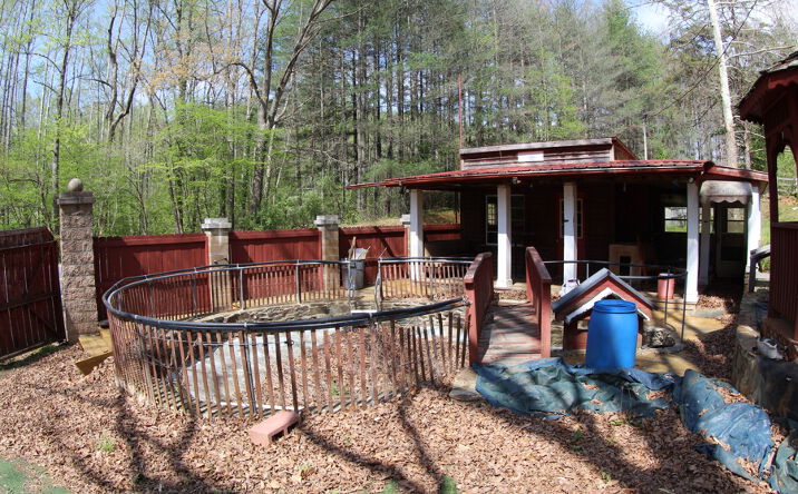 Pictures of Land property located at 0 Iron Bridge Rd, Stuart, VA 24171 for sales - image #1