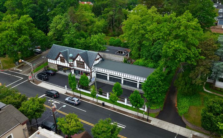 Pictures of Retail, Office, Mixed Use property located at 821 KINDERKAMACK RD, RIVER EDGE, NJ 07661-2323 for sales - image #1