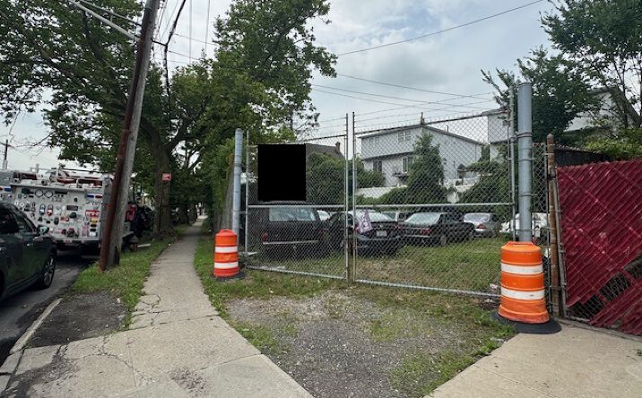 Pictures of Land property located at 1406 RICHMOND AVE, STATEN ISLAND, NY 10314 for sales - image #1
