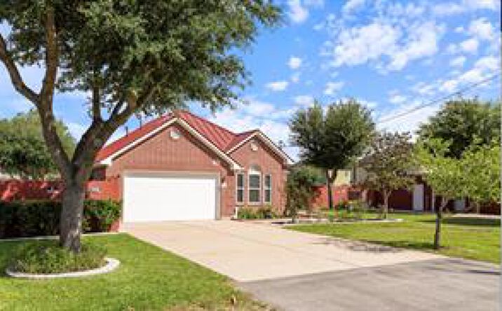 Pictures of Mixed Use property located at 2610 School Street, Needville, TX 77461 for sales - image #1