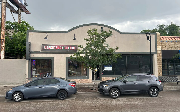 Pictures of Retail property located at 2260 S Broadway, Denver, CO 80210 for sales - image #1