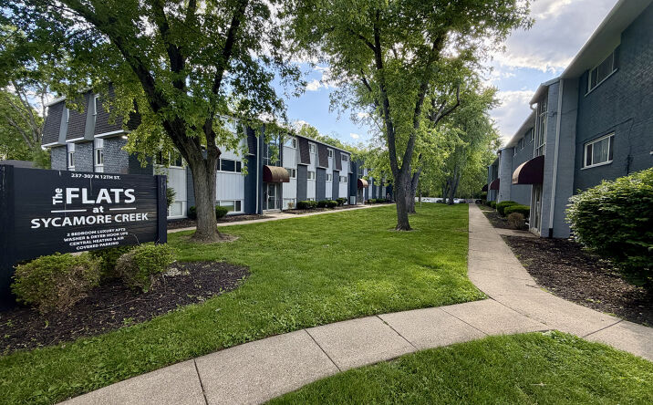 Pictures of Multifamily property located at 237 N 12TH ST, MIAMISBURG, OH 45342 for sales - image #1
