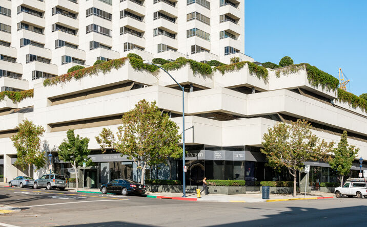 Pictures of Retail property located at 700 Front Street, San Diego, CA 92101 for sales - image #1