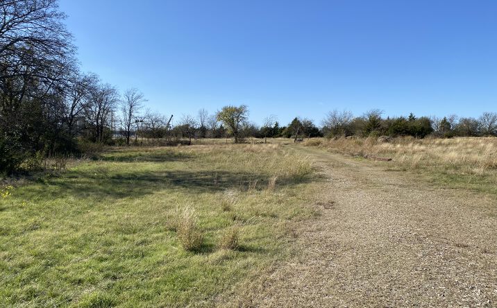 Pictures of Retail, Industrial property located at 3129 Texas 91, Denison, TX 75020 for sales - image #1