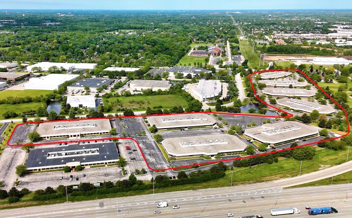 Pictures of Office, Industrial, Special Purpose property located at 1425 Tri State Parkway, Gurnee, IL 60031 for sales - image #1