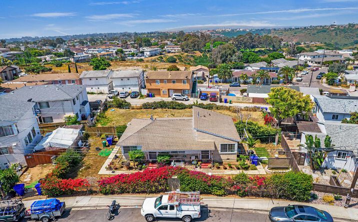 Pictures of Multifamily, Land property located at 2224-2226 W Jewett Street, San Diego, CA 92111 for sales - image #1