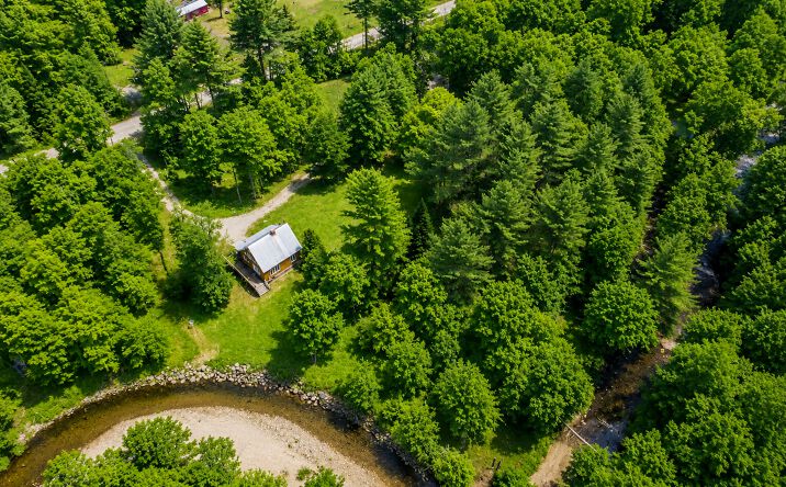 Pictures of Multifamily property located at 994 W JAMAICA RD, JAMAICA, VT 05343 for sales - image #1