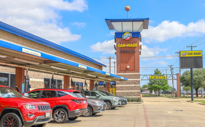 Pictures of Retail, Special Purpose property located at 6221 Denton Highway, Haltom City, TX 76148 for sales - image #1