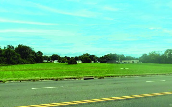 Pictures of Land, Self Storage property located at Spring Grove Lane & Lefferson Road, Middletown, OH 45044 for sales - image #1