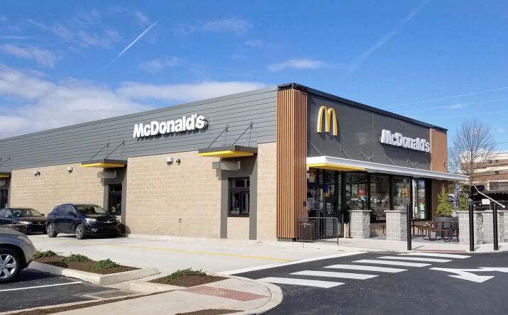 Pictures of Retail property located at 735 Boston Post Rd, Marlborough, MA 06460-2642 for sales - image #1
