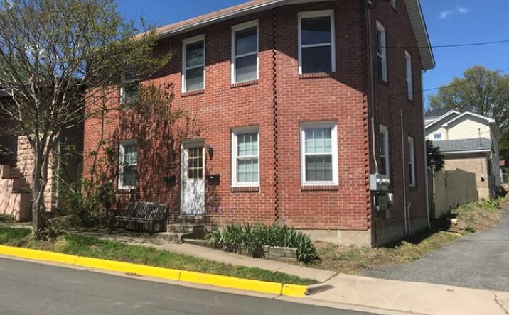 Pictures of Multifamily property located at 234 Third Avenue, Quantico, VA 22134 for sales - image #1
