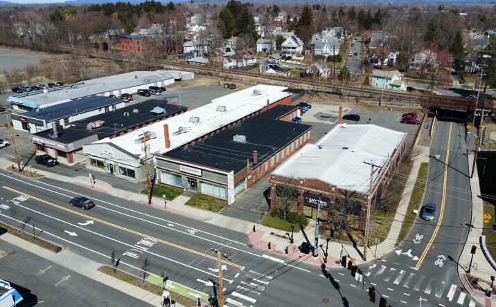 Pictures of Retail, Industrial property located at 137 King St, Northampton, MA 01060 for sales - image #1