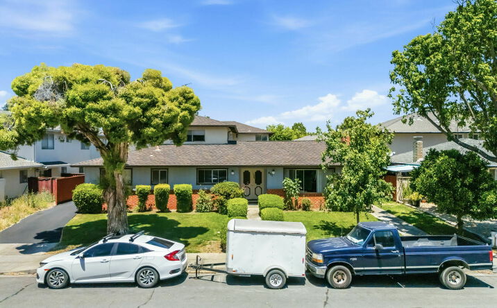 Pictures of Multifamily property located at 651 BELLADONNA CT, SUNNYVALE, CA 94086 for sales - image #1