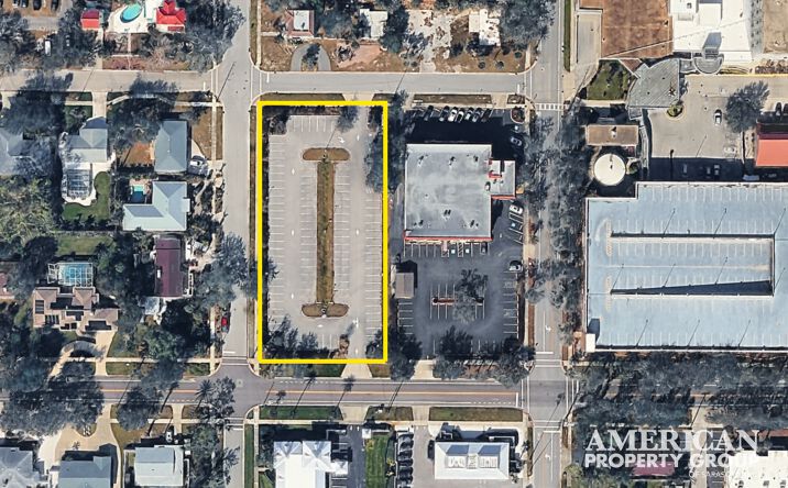 Pictures of Land property located at 609 Riviera Street, Venice, FL 34285 for sales - image #1