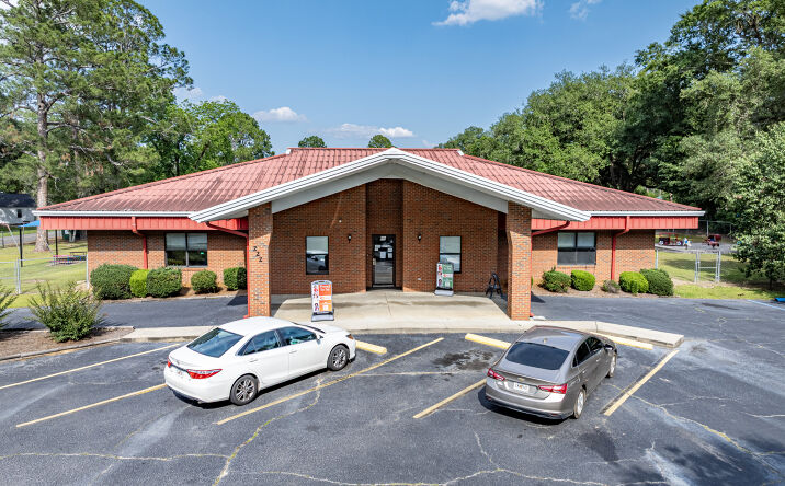 Pictures of Retail, Office, Special Purpose property located at 222 South Boulevard Street, Camilla, GA 31730 for sales - image #1