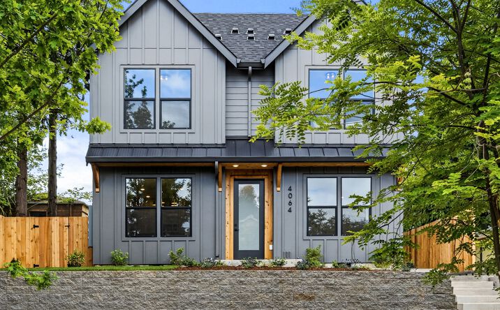 Pictures of Multifamily property located at 4064 Southeast Long Street, Portland, OR 97202 for sales - image #1