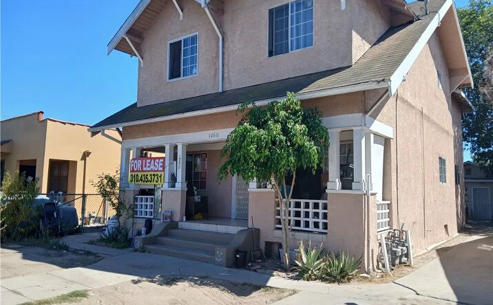 Pictures of Multifamily property located at 1060 W 51st, Los Angeles, CA 90037 for sales - image #1