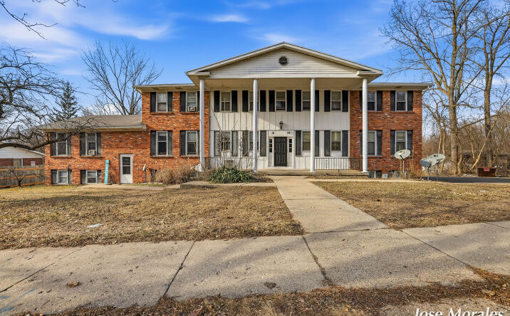 Pictures of Multifamily property located at 1833 Prairie Parkway Southwest, Wyoming, MI 49519 for sales - image #1