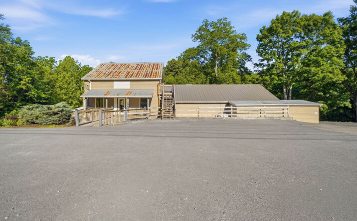 Pictures of Retail property located at 4903 North Roan Street, Johnson City, TN 37615 for sales - image #1