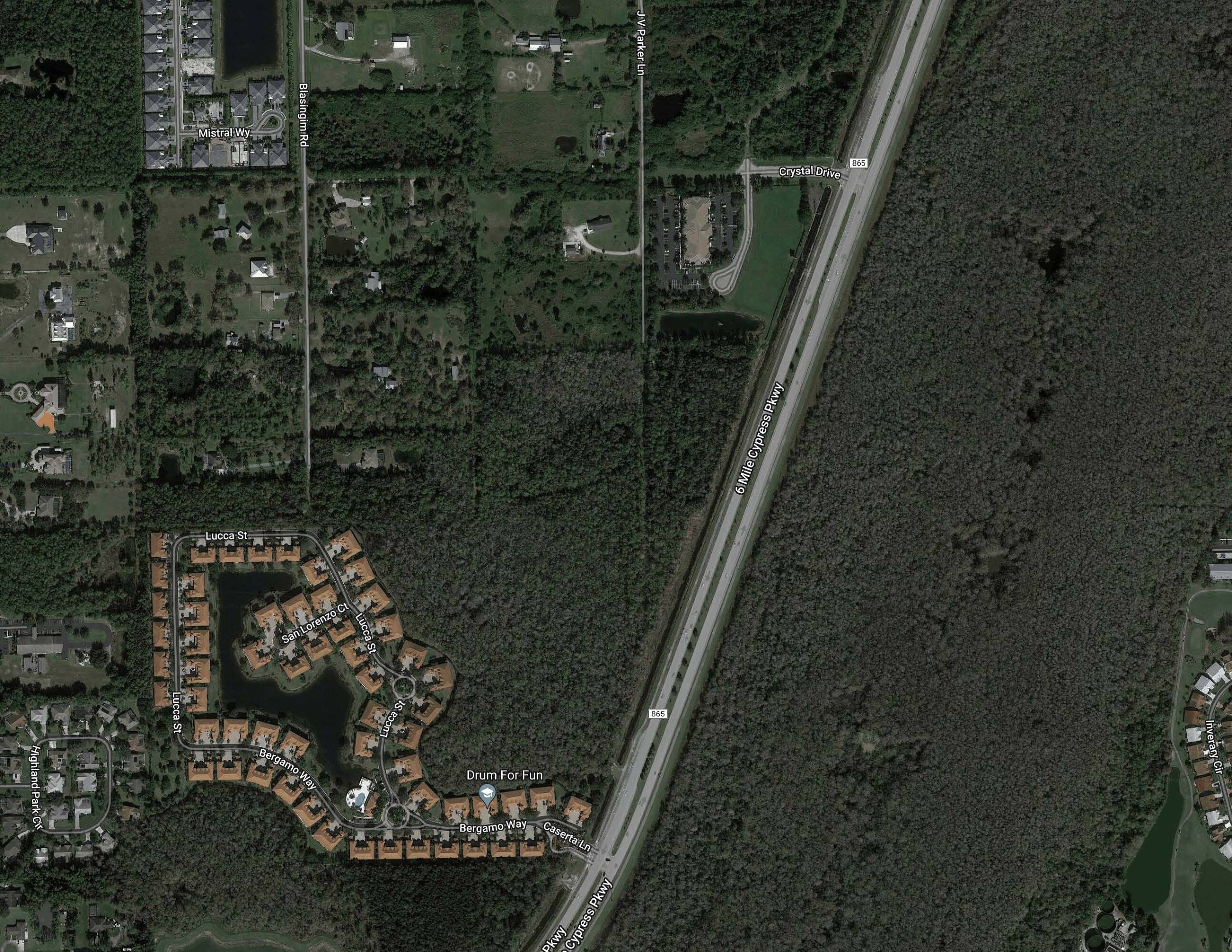 12390 J V Parker Ln, Fort Myers, FL 33966