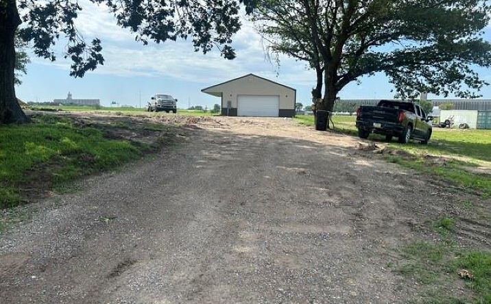Pictures of Land, Industrial property located at 4449 NW 25th Street, Topeka, KS 66618 for sales - image #1