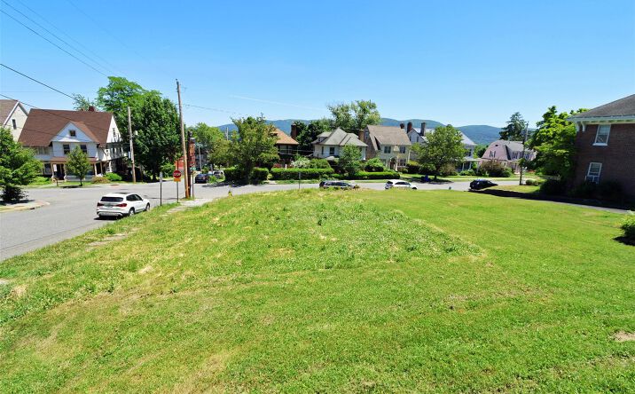 Pictures of Land property located at 397 Grand Street, Newburgh, NY 12550 for sales - image #1