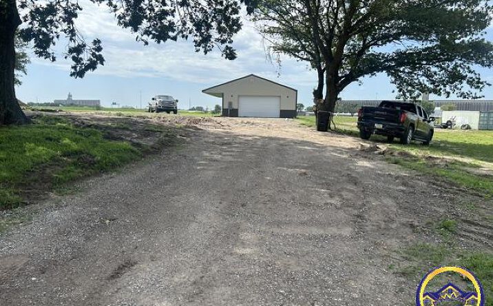Pictures of Land property located at 4449 NW 25th ST, Topeka, KS 66618 for sales - image #1