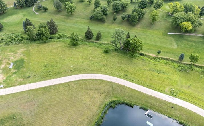Pictures of Land property located at 32153 387th Avenue, Bellevue, IA 52031 for sales - image #1