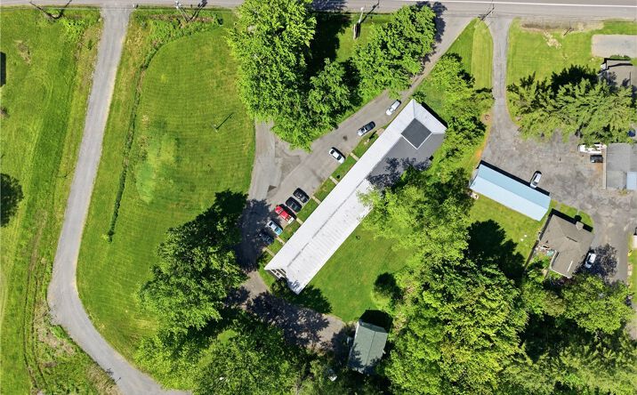 8766 Brewerton Road, Cicero