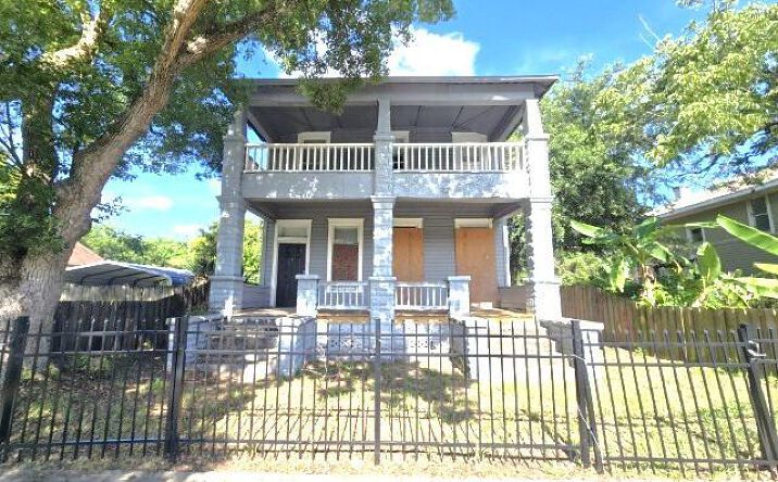 Pictures of Multifamily property located at 1639 IONIA Street, Jacksonville, FL 32206 for sales - image #1