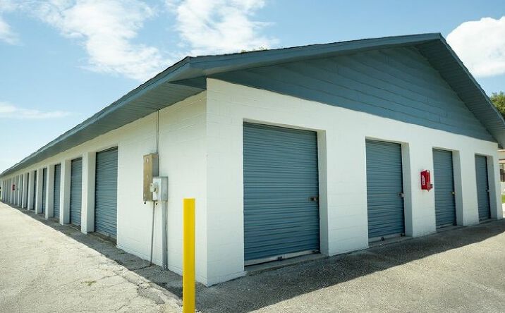Pictures of Self Storage property located at 2008 Griffin Road, Leesburg, FL 34748 for sales - image #1
