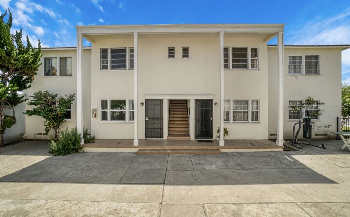 Pictures of Multifamily property located at 12320 Washington Pl, Culver City, CA 90066 for sales - image #1