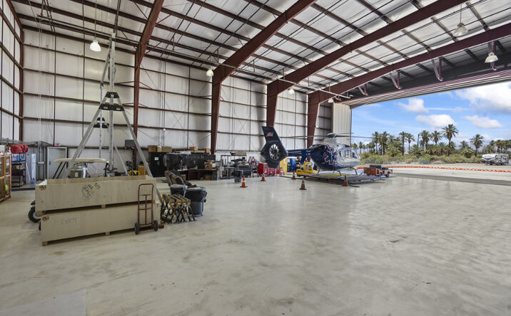 Pictures of Special Purpose property located at 86-400 Lightening Street Hangar D, Thermal, CA 92274 for sales - image #1