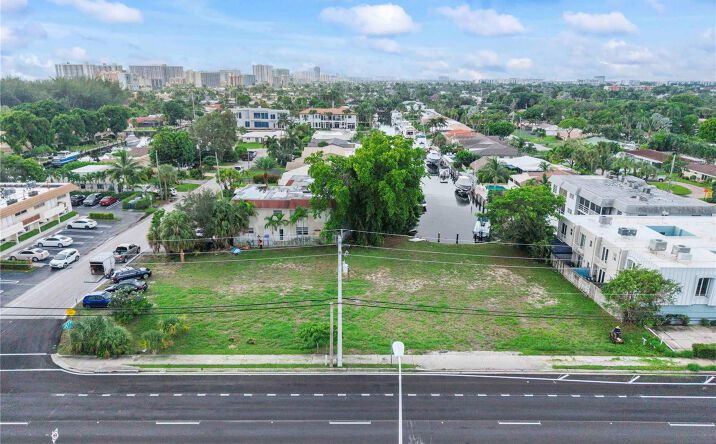 Pictures of Land property located at 2716 NE 14th Street Causeway, Pompano Beach, FL 33062 for sales - image #1