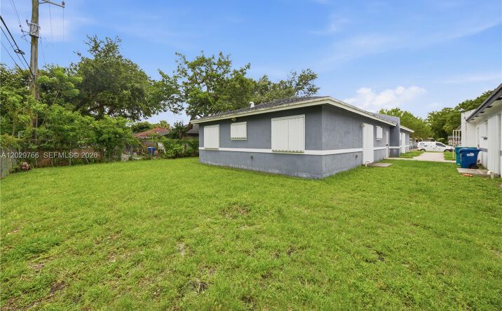 Pictures of Multifamily property located at 2249/2251 NW 66th St, Miami, FL 33147 for sales - image #1