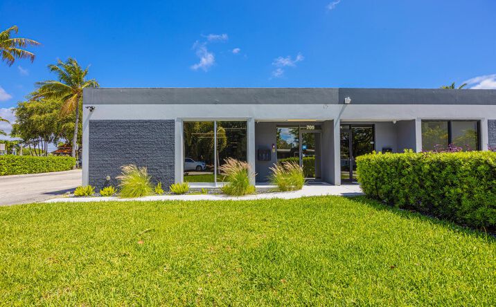 Pictures of Mixed Use, Business for Sale, Retail, Industrial, Office, Special Purpose property located at 705 Bond Way, Delray Beach, FL 33483 for sales - image #1