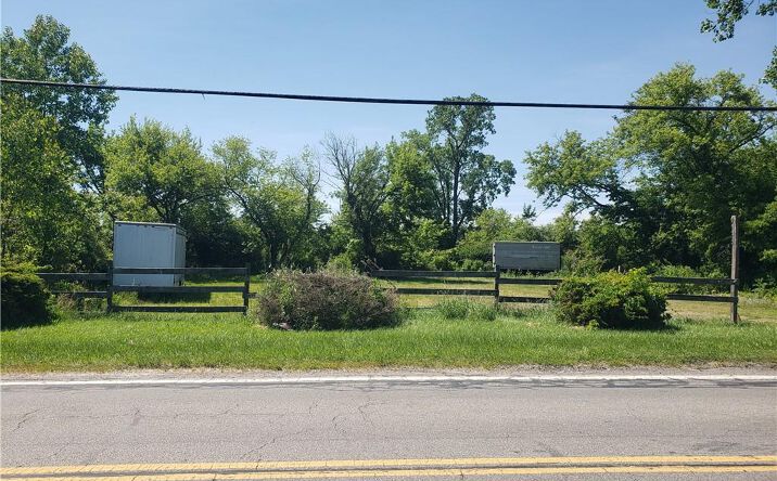 Pictures of Land property located at 1240 Lowell Street, Elyria, OH 44035 for sales - image #1